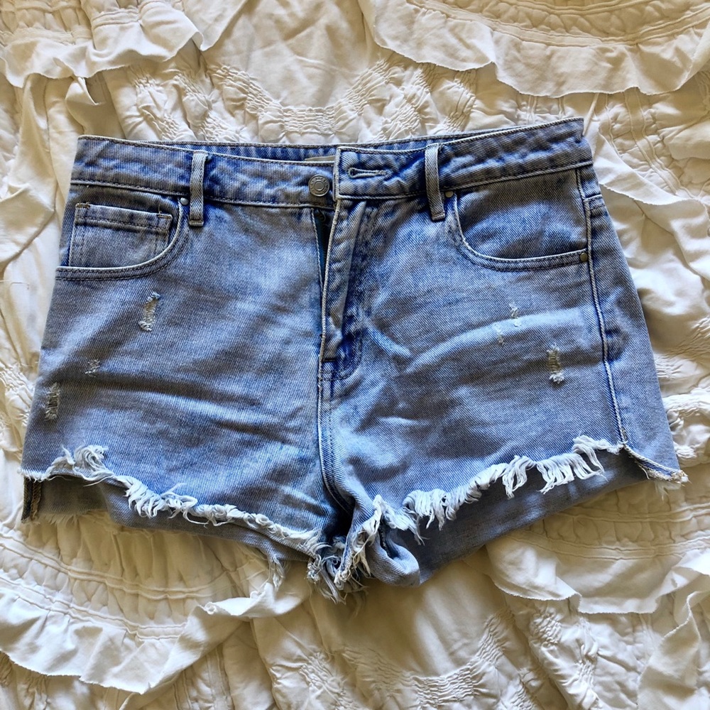 PacSun high rise jean shorts - size 28